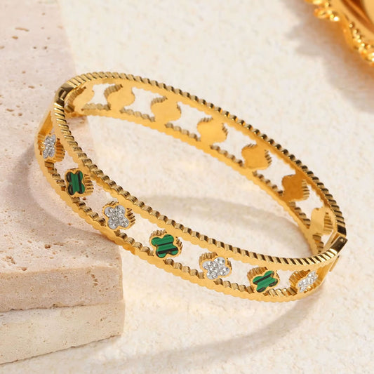 Hollow Clover Leaf Fashion Cuff Bangle with Zircon
